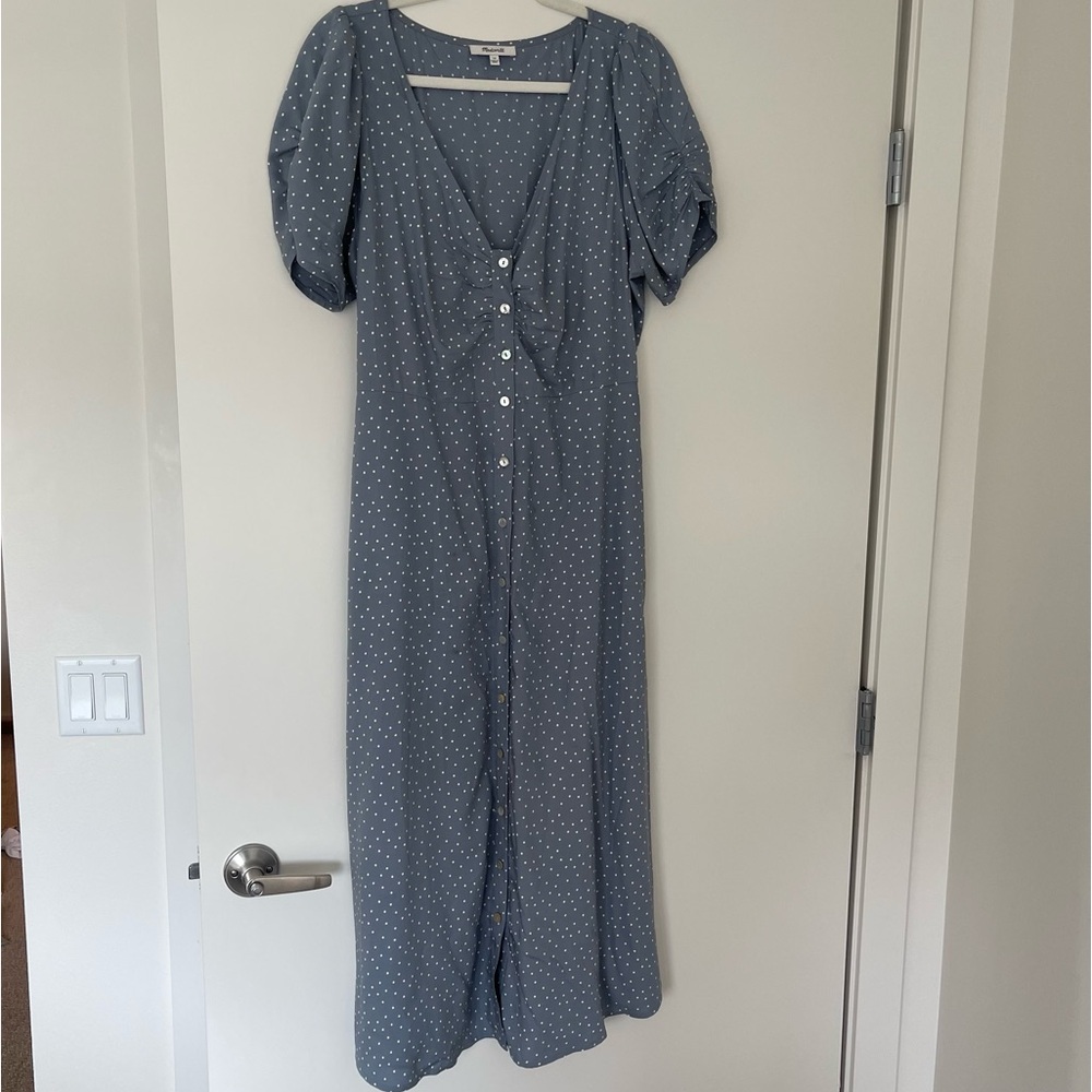 Madewell Leedra Button-Front Midi Dress in Dot